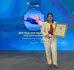 Healing Hands Award 2.0 for Excellence in Cosmetic & Hair Transplant